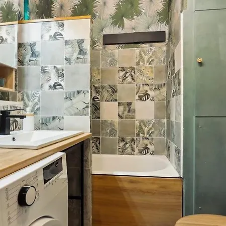 Studio With Balcony - Close To Eiffel Tower *