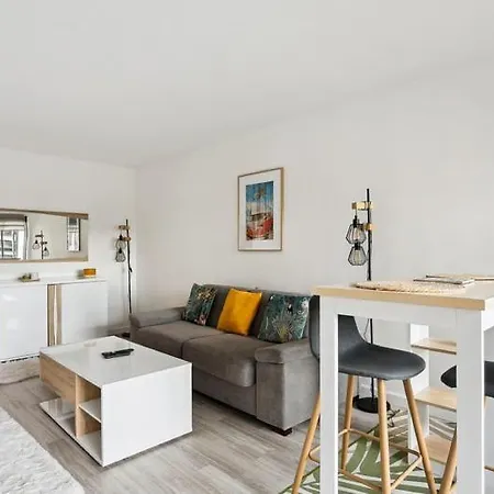 Studio With Balcony - Close To Eiffel Tower *